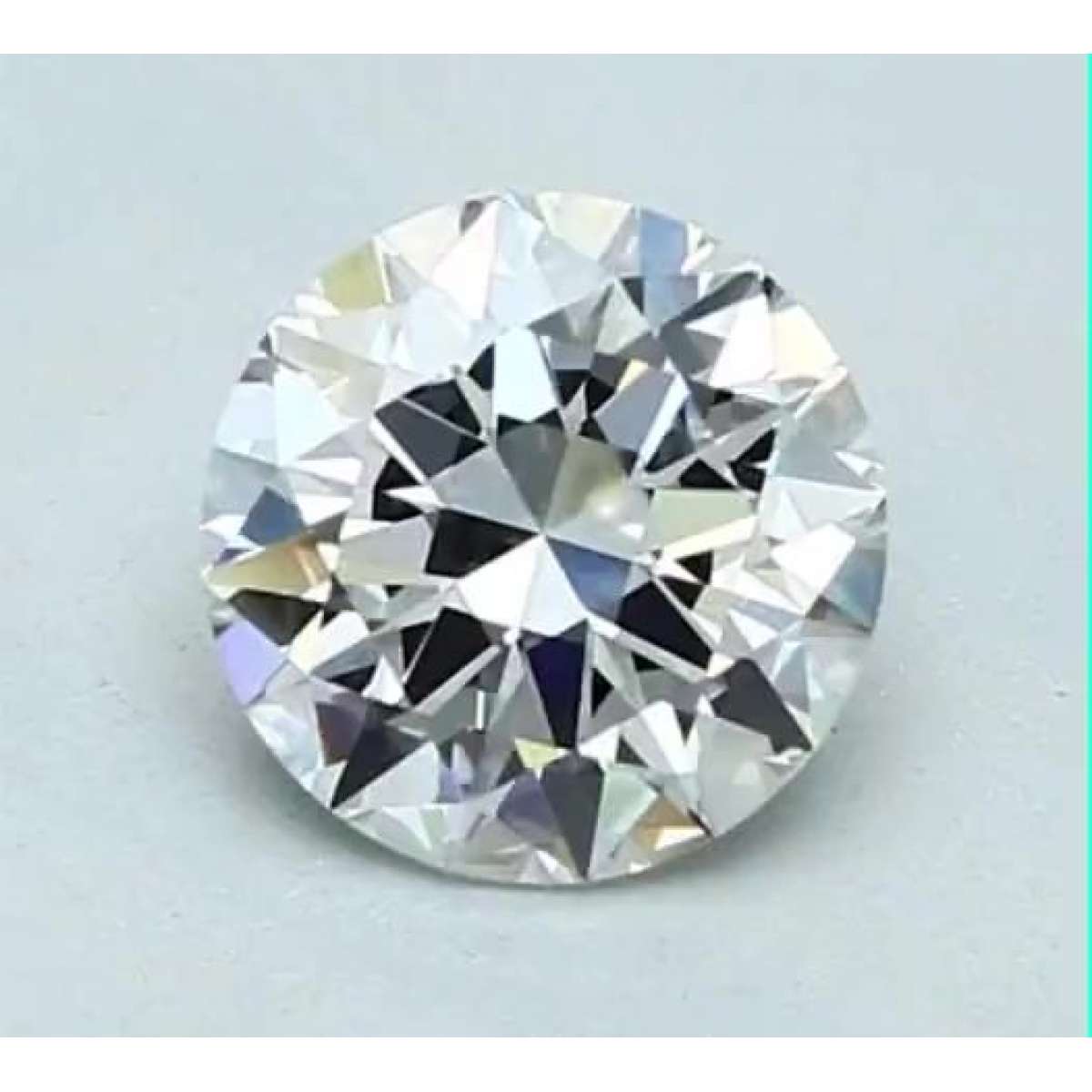 Certified Diamond GIA Carats 1.0 Color E Clarity VVS1  EX  EX  EX Fluorescence NON Brown No Green No Milky No EyeClean 100%