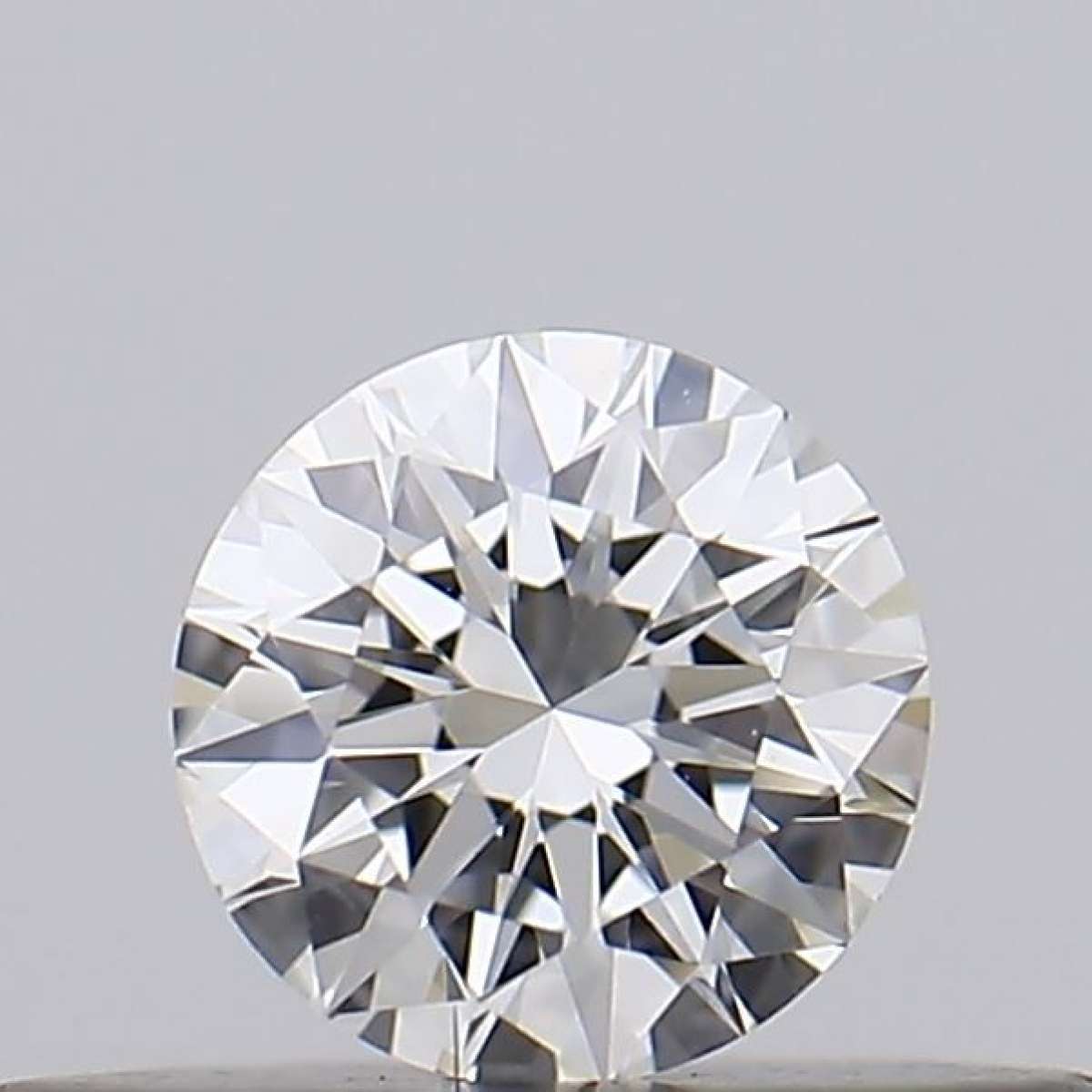 Certified Diamond GIA Carats 0.18 Color F Clarity VVS2  EX  EX  EX Fluorescence NON Brown No Green No Milky No EyeClean 100%