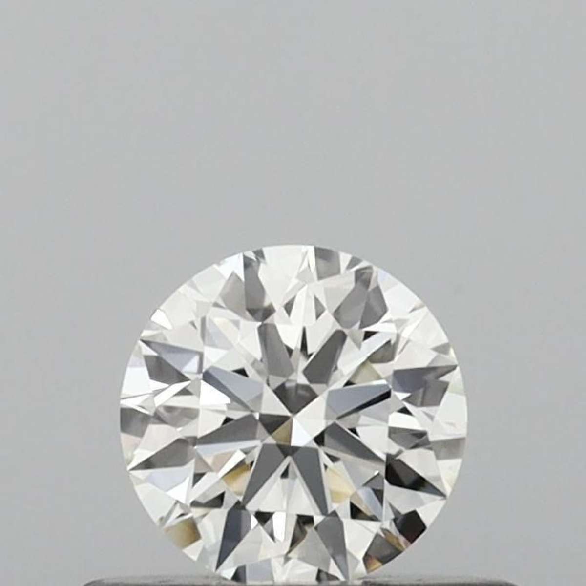 Certified Diamond IGI Carats 0.33 Color F Clarity VS2  EX  EX  EX Fluorescence NON Brown No Green No Milky No EyeClean 100%