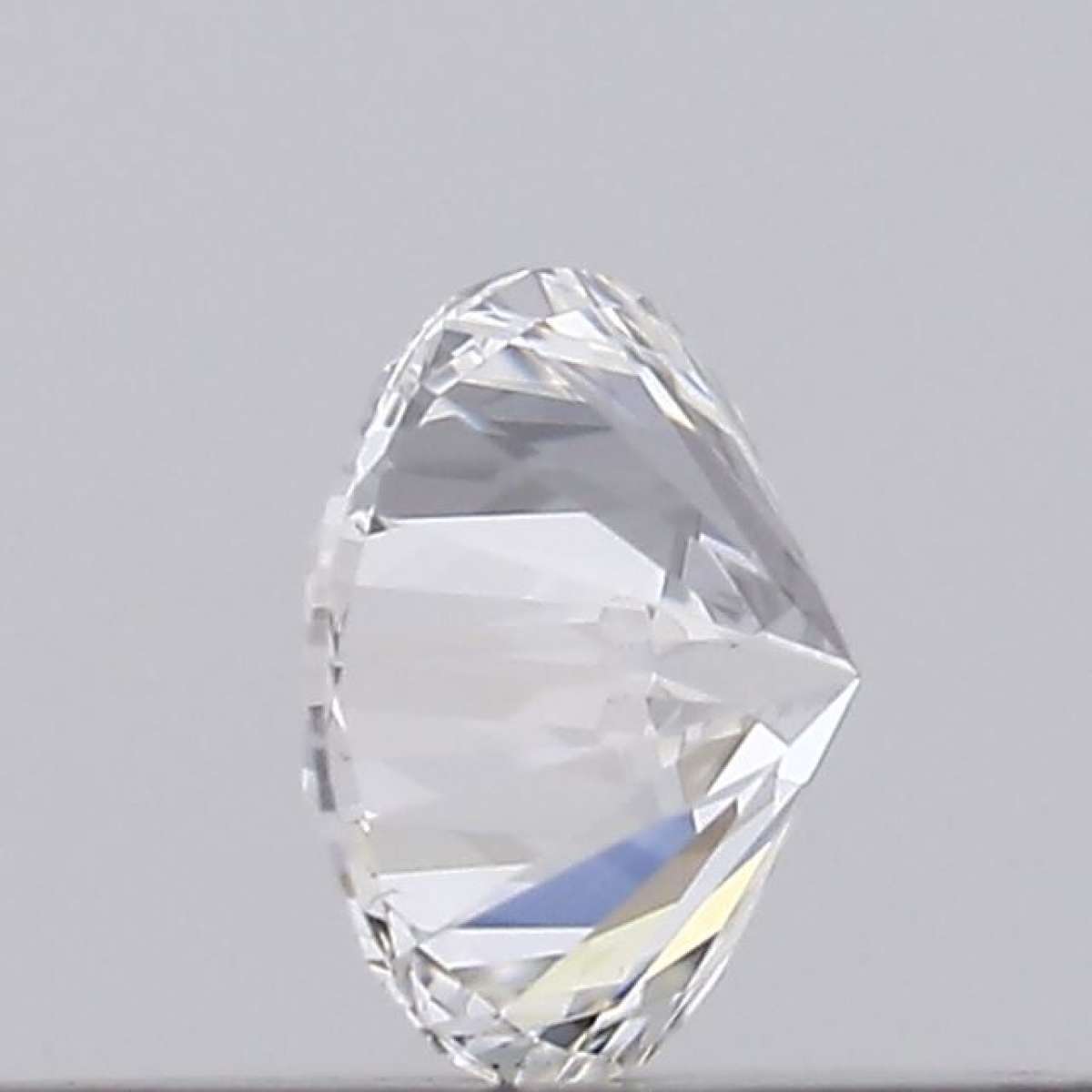 Certified Diamond GIA Carats 0.18 Color E Clarity VS2  EX  EX  EX Fluorescence NON Brown No Green No Milky No EyeClean 100%