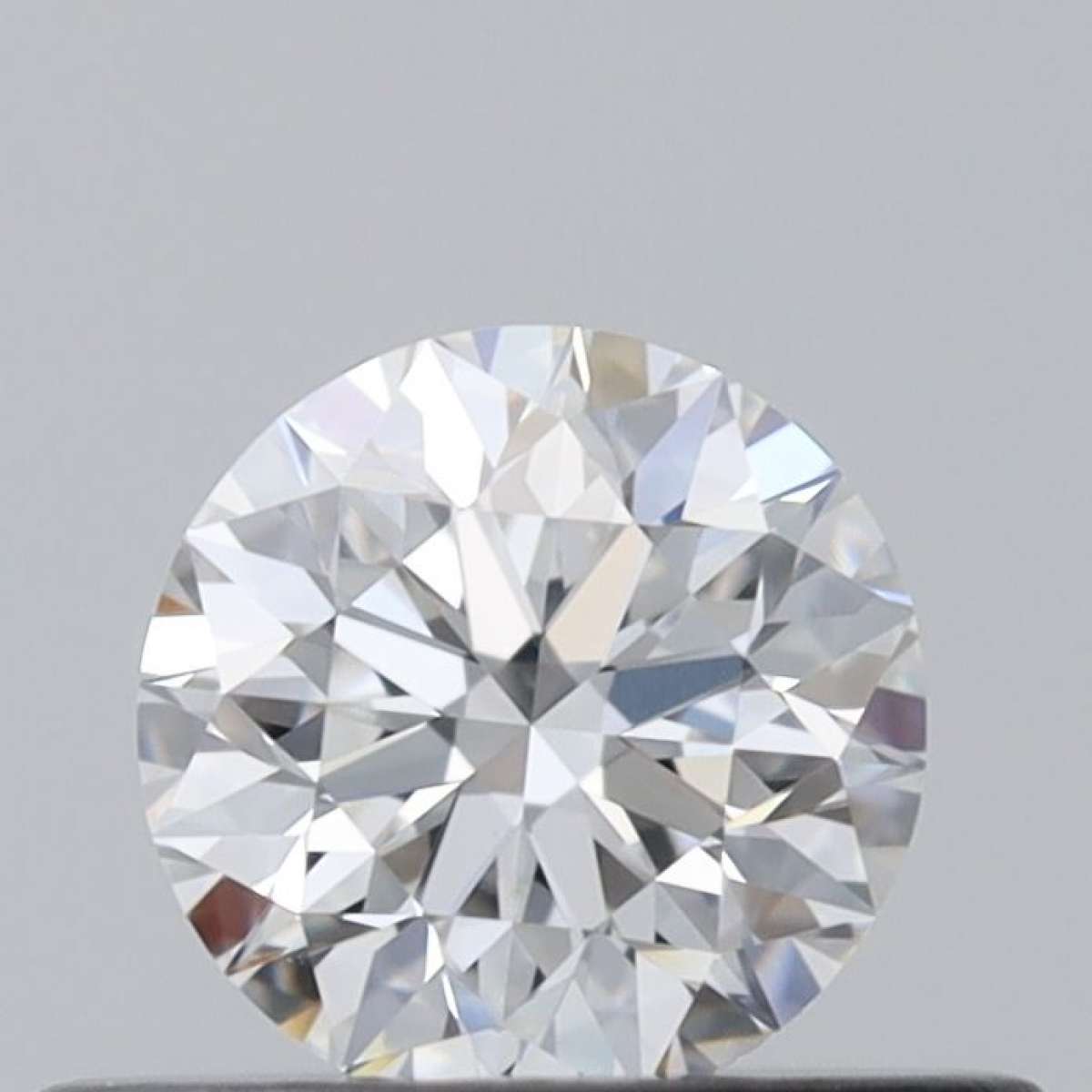 Certified Diamond GIA Carats 0.38 Color E Clarity VVS2  VG  EX  EX Fluorescence NON Brown No Green No Milky No EyeClean 100%