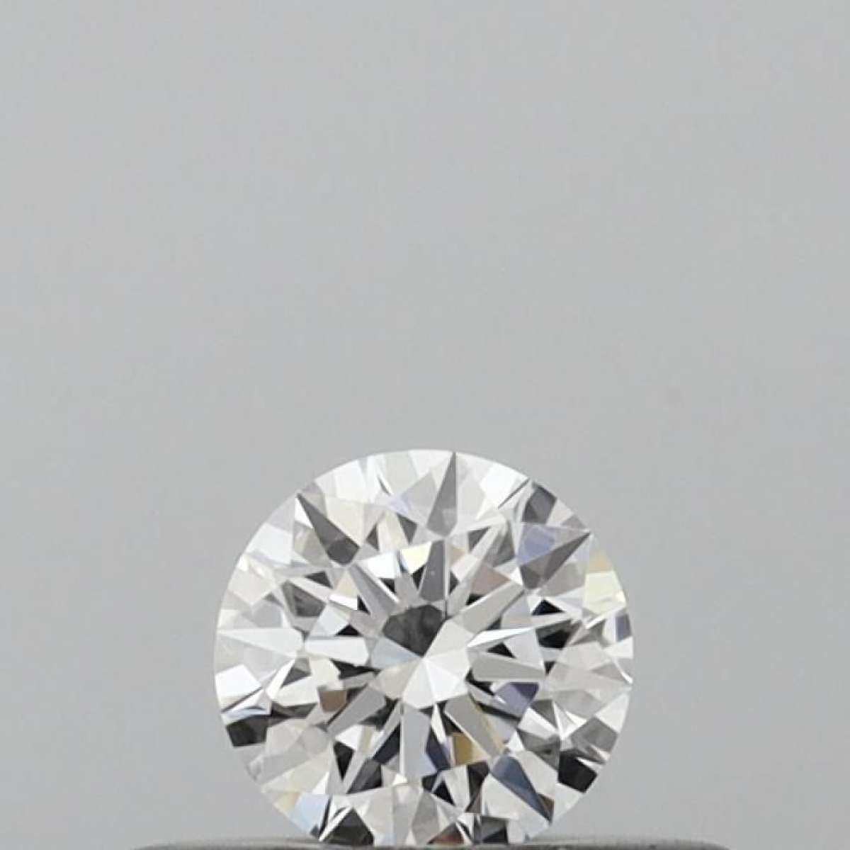 Certified Diamond GIA Carats 0.18 Color D Clarity VVS2  EX  EX  EX Fluorescence NON Brown No Green No Milky No EyeClean 100%