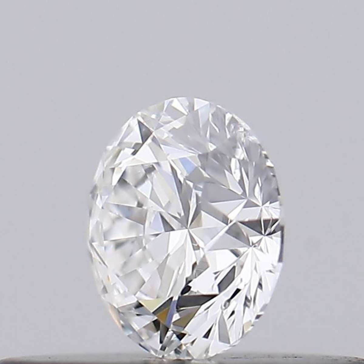 Certified Diamond GIA Carats 0.23 Color E Clarity SI1  EX  EX  EX Fluorescence NON Brown No Green No Milky No EyeClean 100%