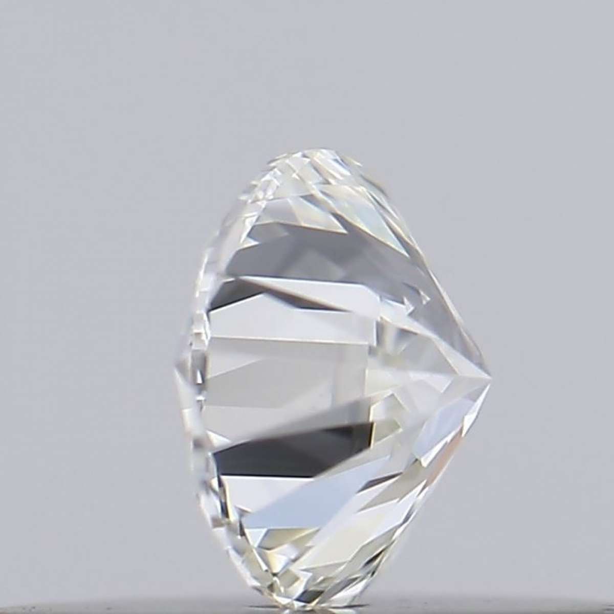 Certified Diamond GIA Carats 0.18 Color H Clarity VVS2  EX  EX  EX Fluorescence NON Brown No Green No Milky No EyeClean 100%