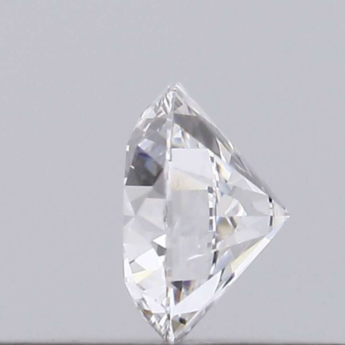 Certified Diamond GIA Carats 0.18 Color D Clarity VS1  EX  EX  VG Fluorescence NON Brown No Green No Milky No EyeClean 100%