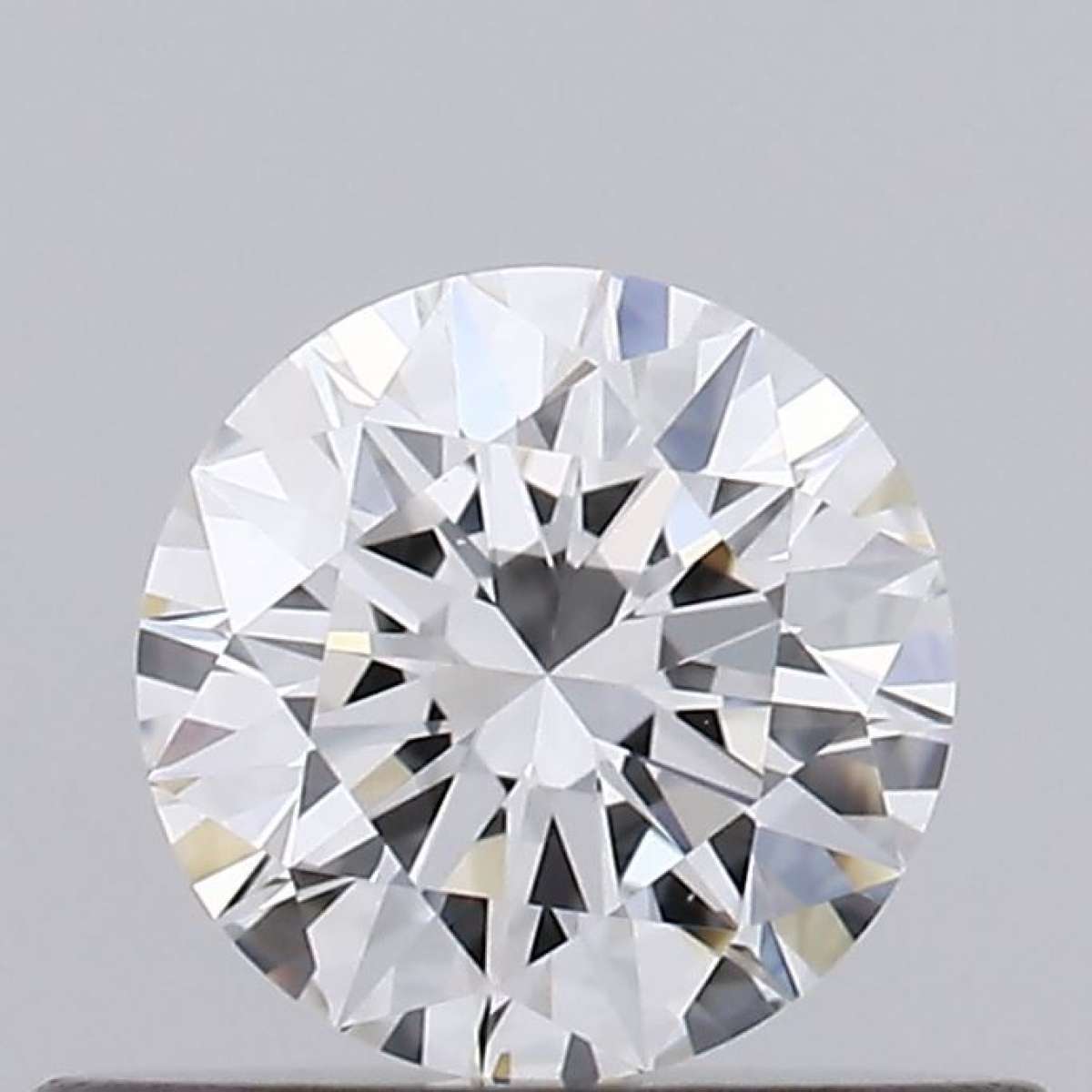 Certified Diamond GIA Carats 0.32 Color E Clarity VS1  EX  EX  EX Fluorescence FNT Brown No Green No Milky No EyeClean 100%