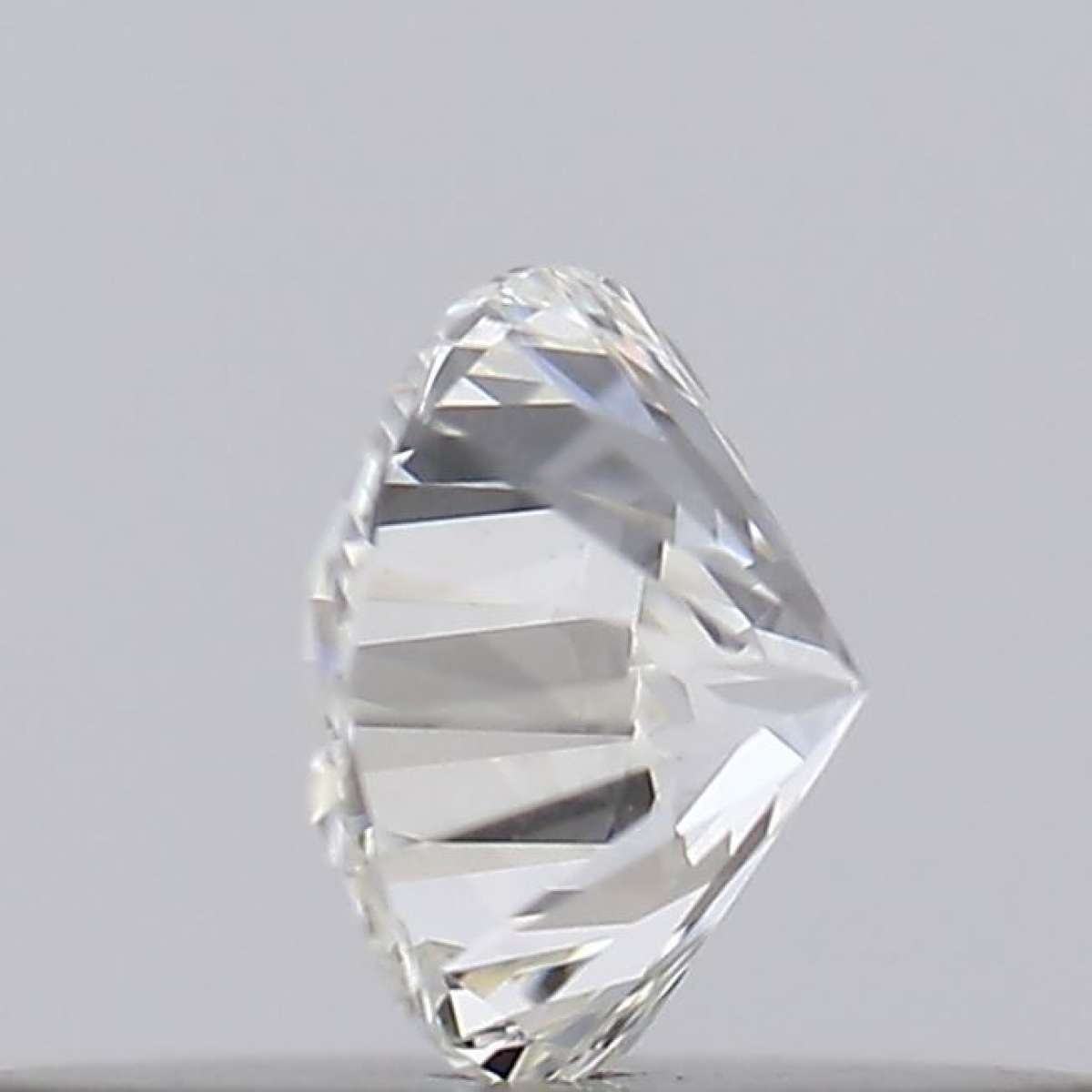 Certified Diamond GIA Carats 0.18 Color H Clarity SI1  VG  EX  EX Fluorescence NON Brown No Green No Milky No EyeClean 100%