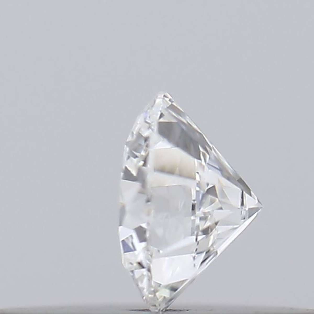 Certified Diamond GIA Carats 0.15 Color E Clarity SI1  EX  EX  EX Fluorescence NON Brown No Green No Milky No EyeClean 100%