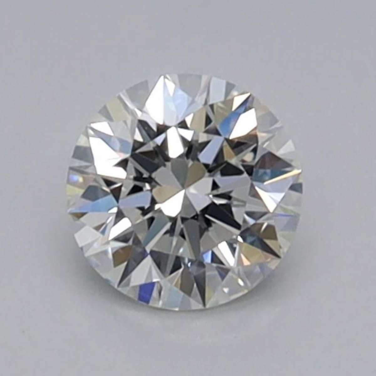 Certified Diamond GIA Carats 0.32 Color G Clarity VVS2  EX  EX  EX Fluorescence NON Brown No Green No Milky No EyeClean 100%