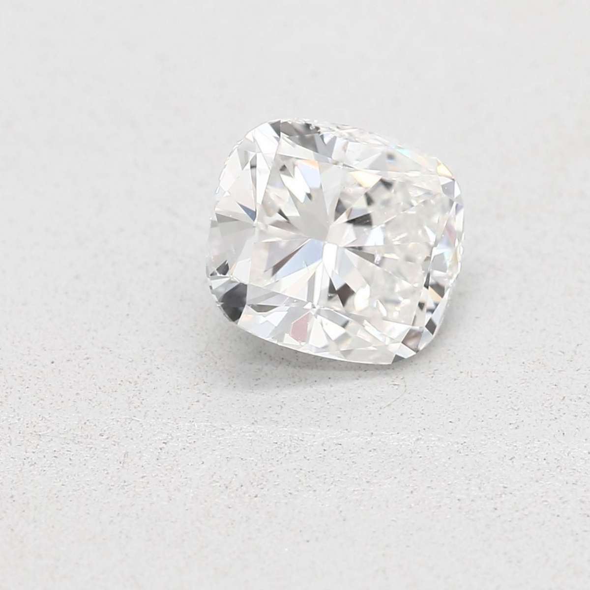 Certified Diamond GIA Carats 1.0 Color H Clarity SI2  -  EX  VG Fluorescence NON Brown No Green No Milky No EyeClean 100%