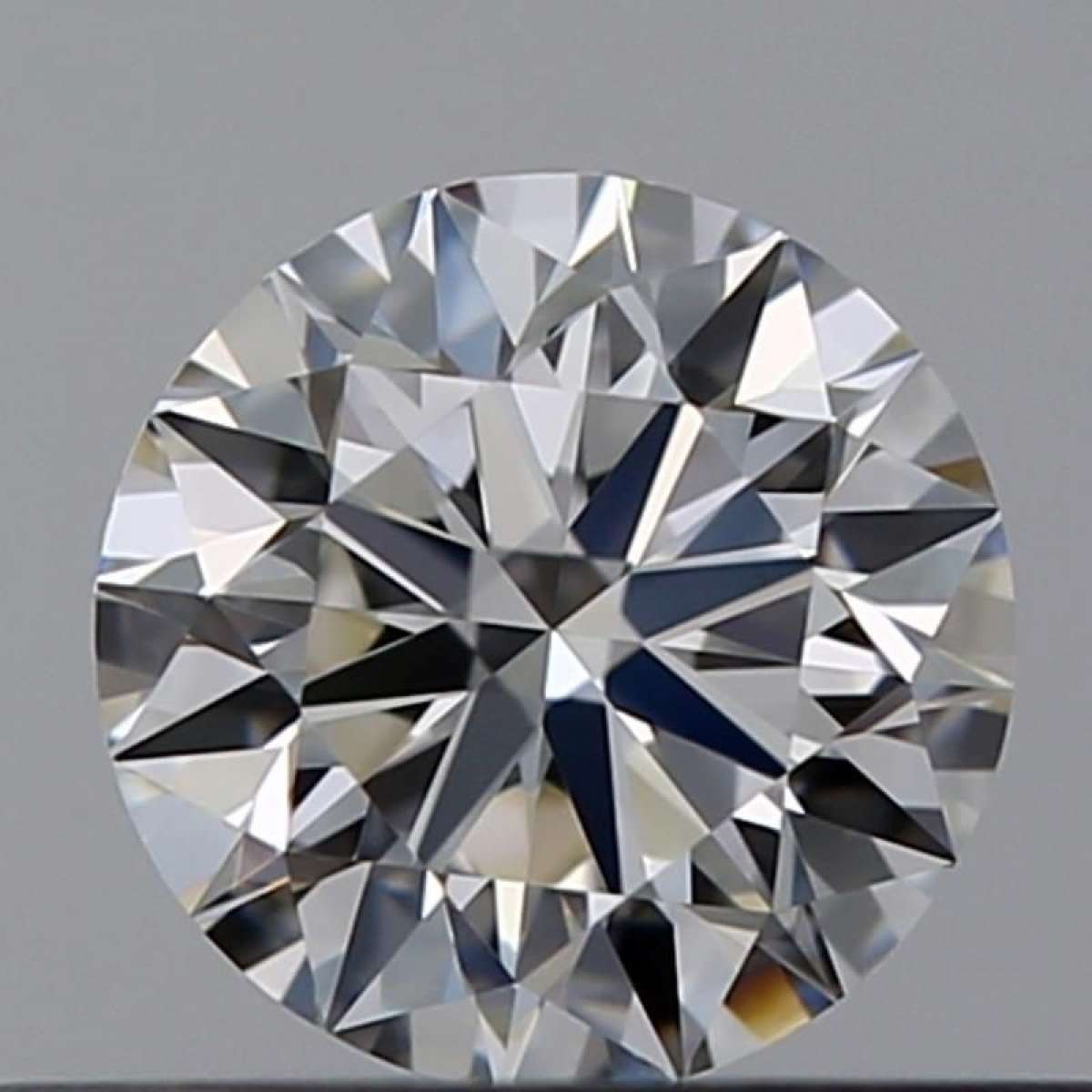 Certified Diamond GIA Carats 0.32 Color G Clarity VVS2  EX  EX  EX Fluorescence NON Brown No Green No Milky No EyeClean 100%