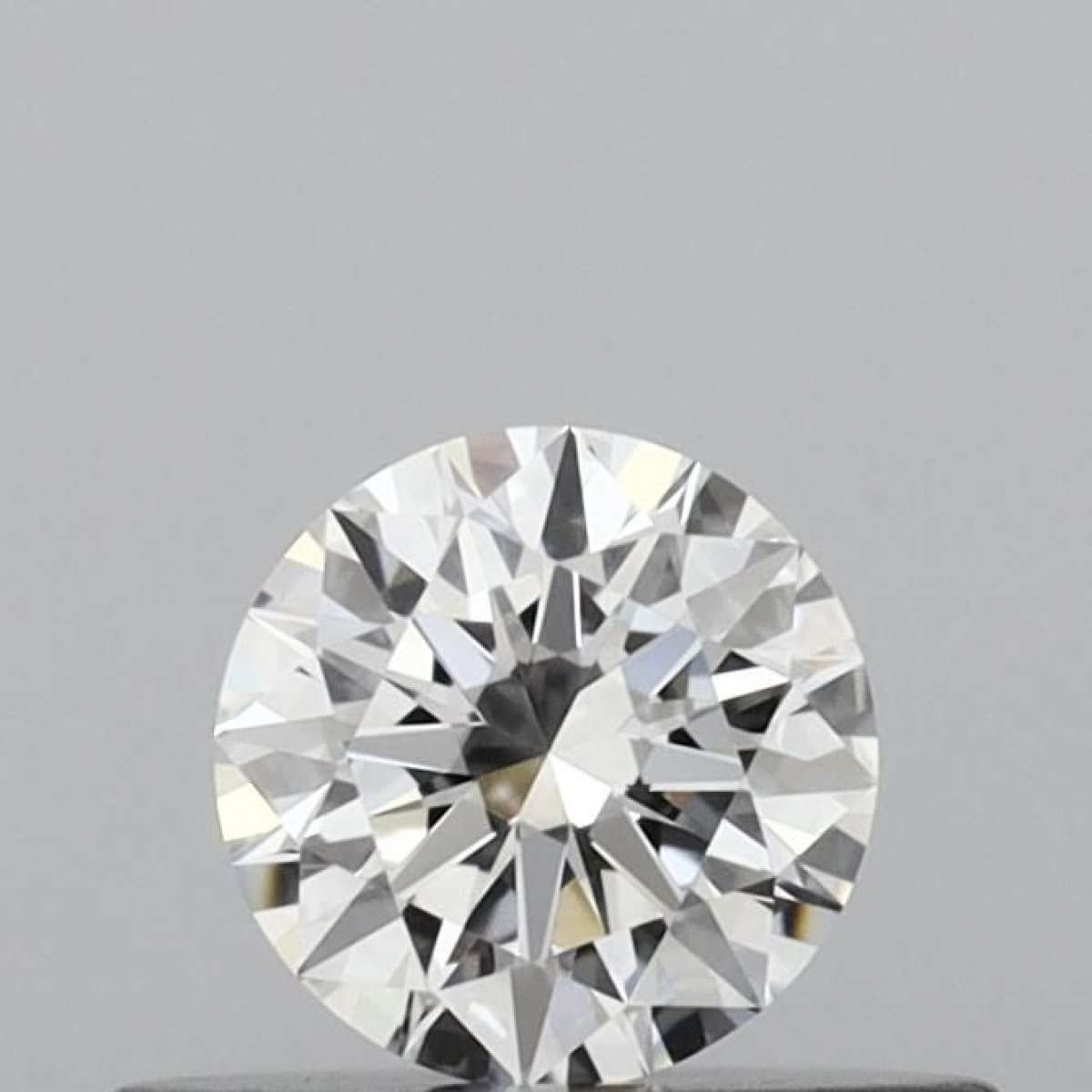 Certified Diamond GIA Carats 0.31 Color D Clarity VVS2  EX  EX  EX Fluorescence NON Brown No Green No Milky No EyeClean 100%