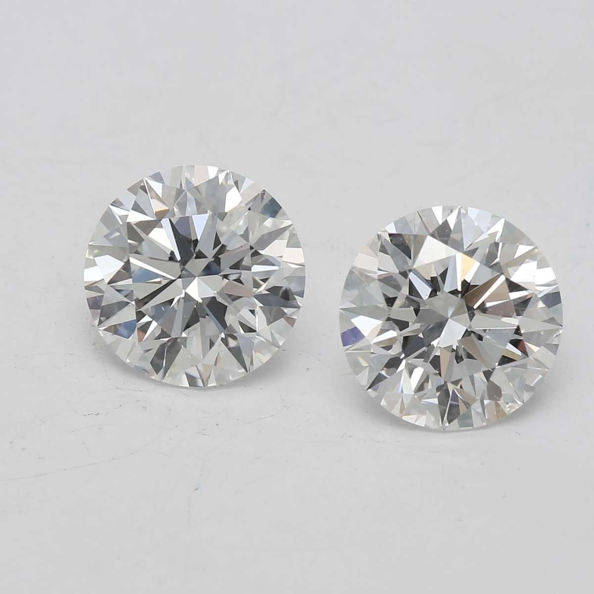 Certified Diamond GIA Carats 1.5 Color E Clarity VVS2  EX  EX  EX Fluorescence NON Brown No Green No Milky No EyeClean 100%