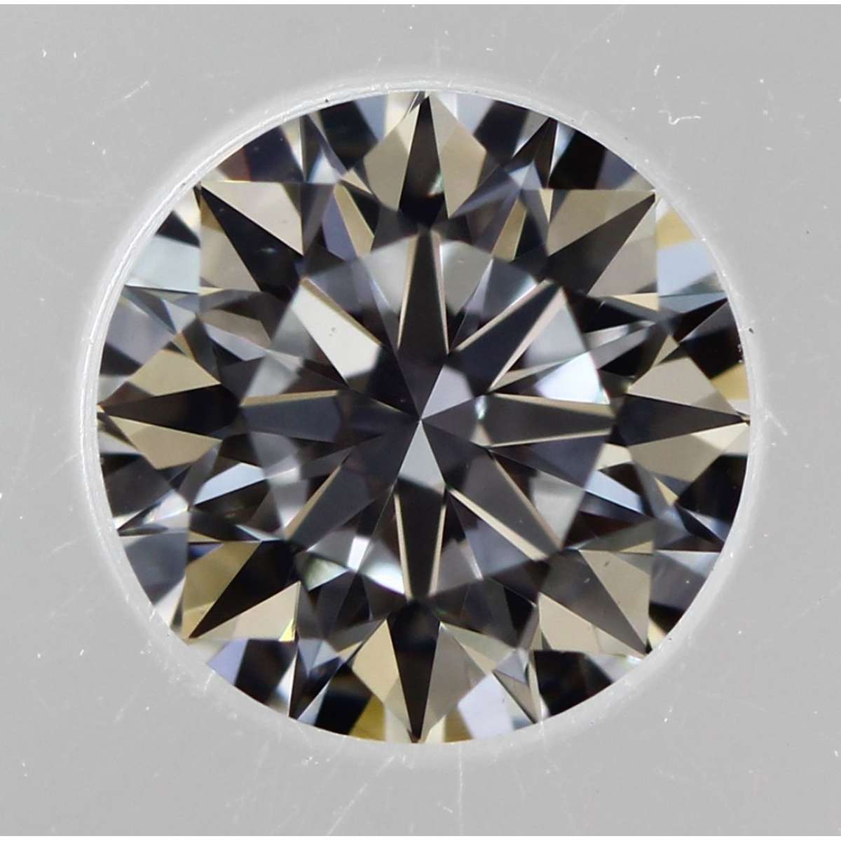 Certified Diamond GIA Carats 0.19 Color E Clarity VS1  EX  EX  EX Fluorescence NON Brown No Green No Milky No EyeClean 100%