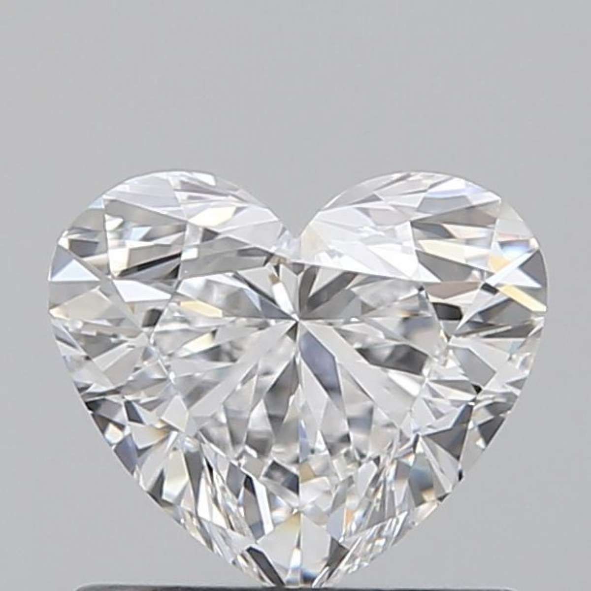 Certified Diamond GIA Carats 0.7 Color D Clarity VVS1  -  EX  EX Fluorescence NON Brown No Green No Milky No EyeClean 100%