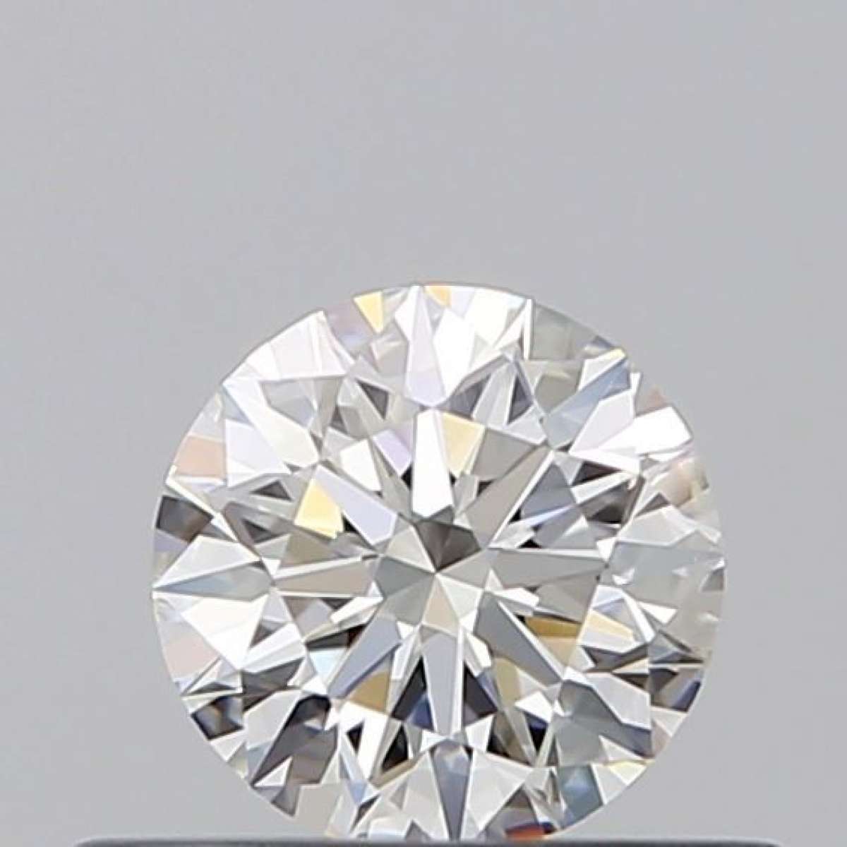 Certified Diamond GIA Carats 0.4 Color F Clarity VS2  EX  EX  EX Fluorescence NON Brown No Green No Milky No EyeClean 100%