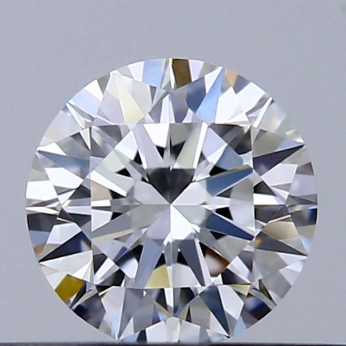 Certified Diamond GIA Carats 0.31 Color E Clarity VVS2  EX  EX  EX Fluorescence NON Brown No Green No Milky No EyeClean 100%