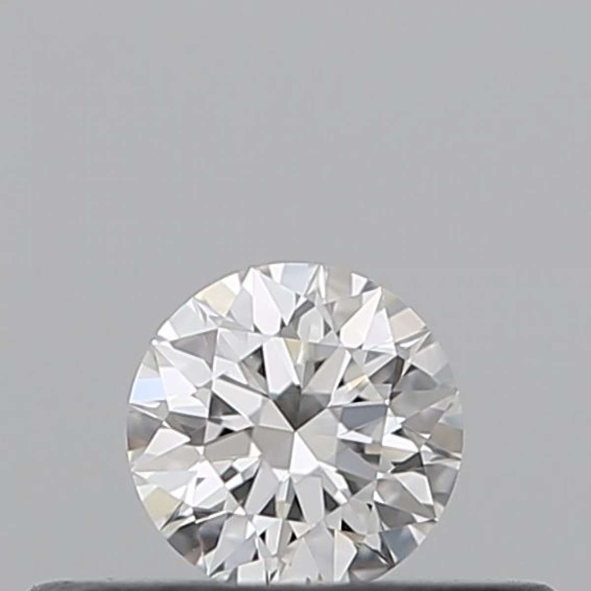 Certified Diamond GIA Carats 0.18 Color F Clarity VVS2  EX  VG  EX Fluorescence NON Brown No Green No Milky No EyeClean 100%