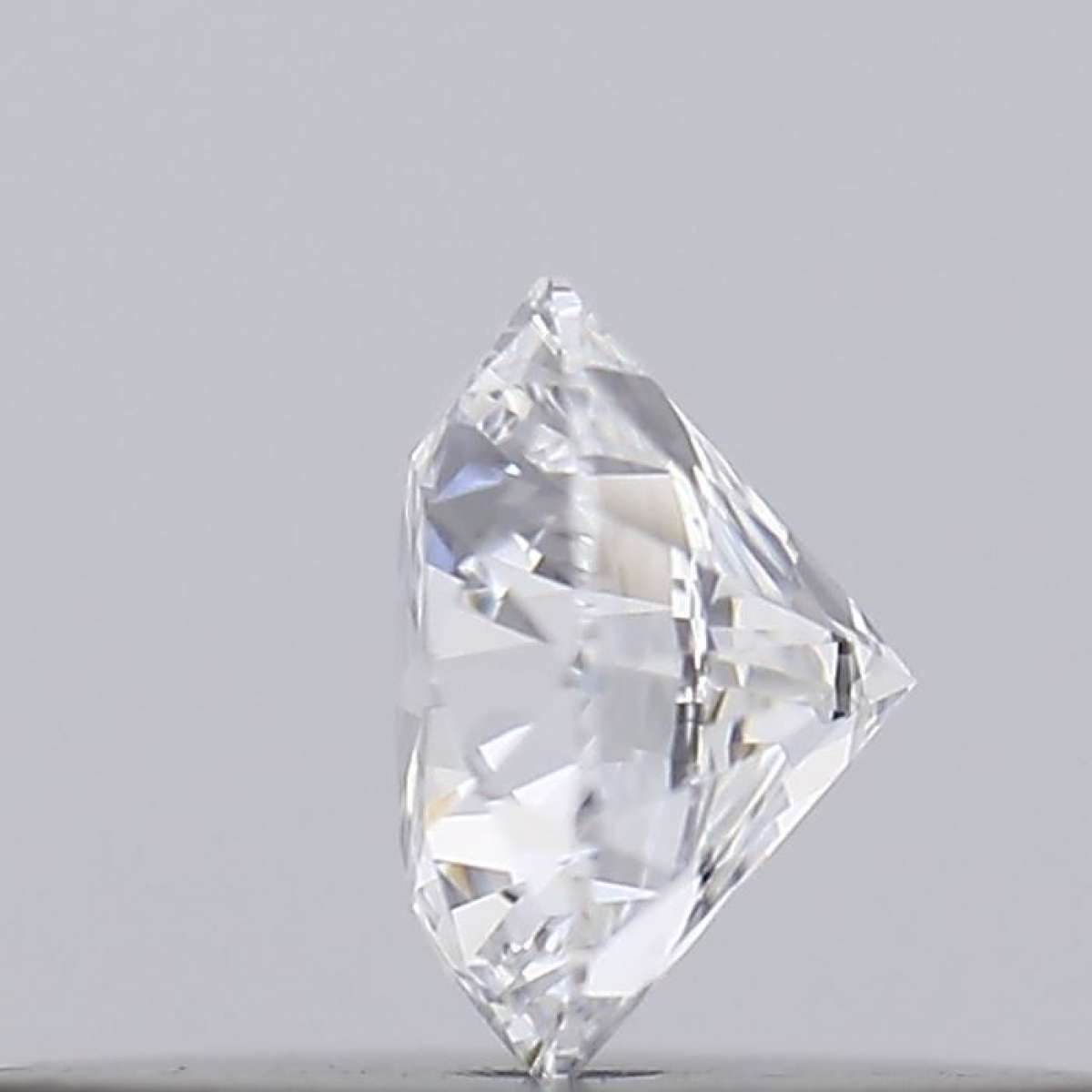 Certified Diamond GIA Carats 0.18 Color D Clarity VS1  EX  EX  EX Fluorescence NON Brown No Green No Milky No EyeClean 100%