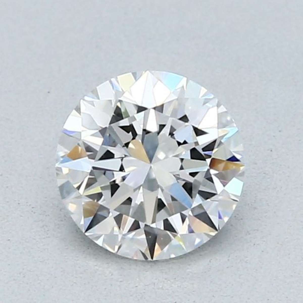 Certified Diamond GIA Carats 1.0 Color E Clarity VS1  EX  EX  EX Fluorescence FNT Brown No Green No Milky No EyeClean 100%