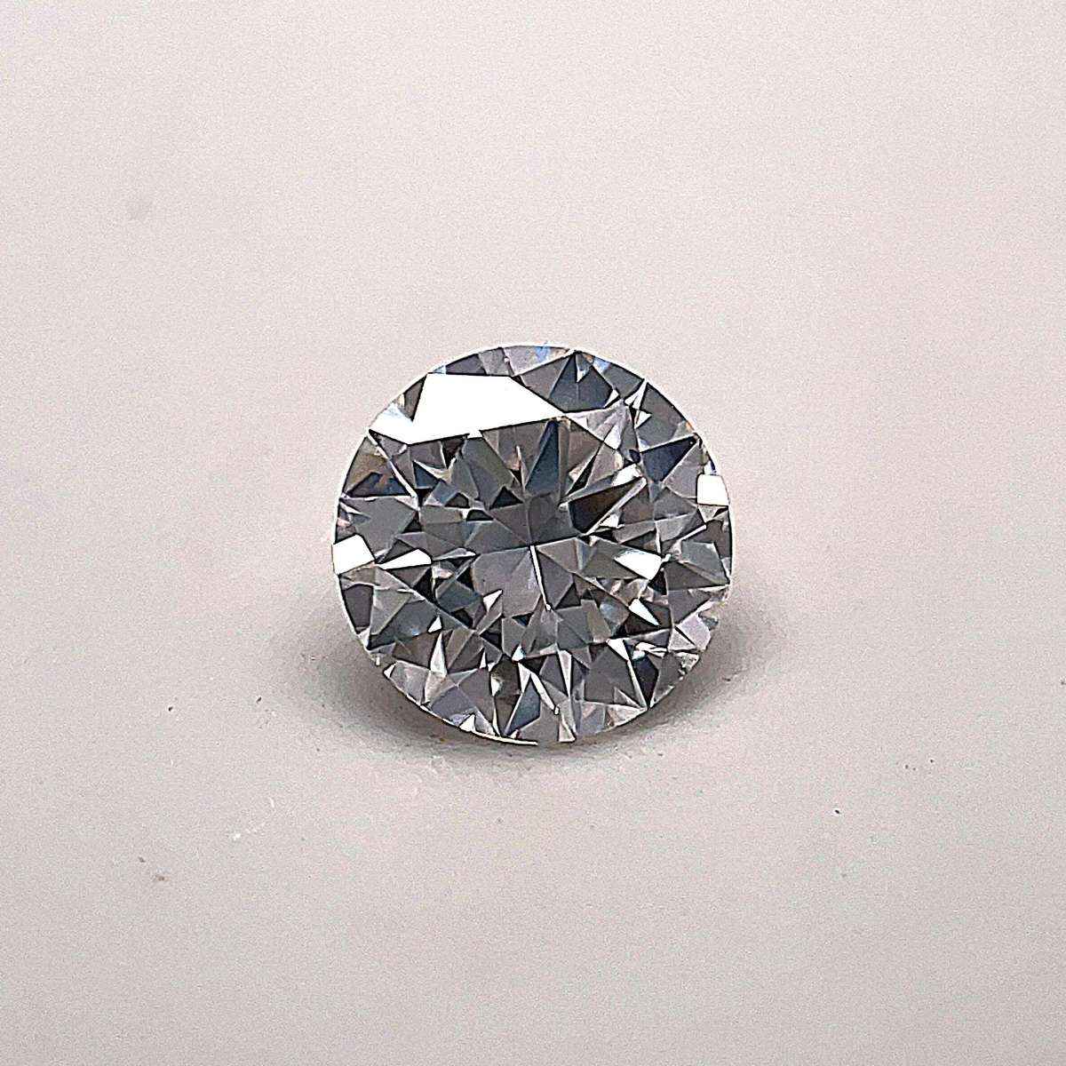 Certified Diamond GIA Carats 0.85 Color E Clarity VS1  EX  EX  EX Fluorescence NON Brown No Green No Milky No EyeClean 100%