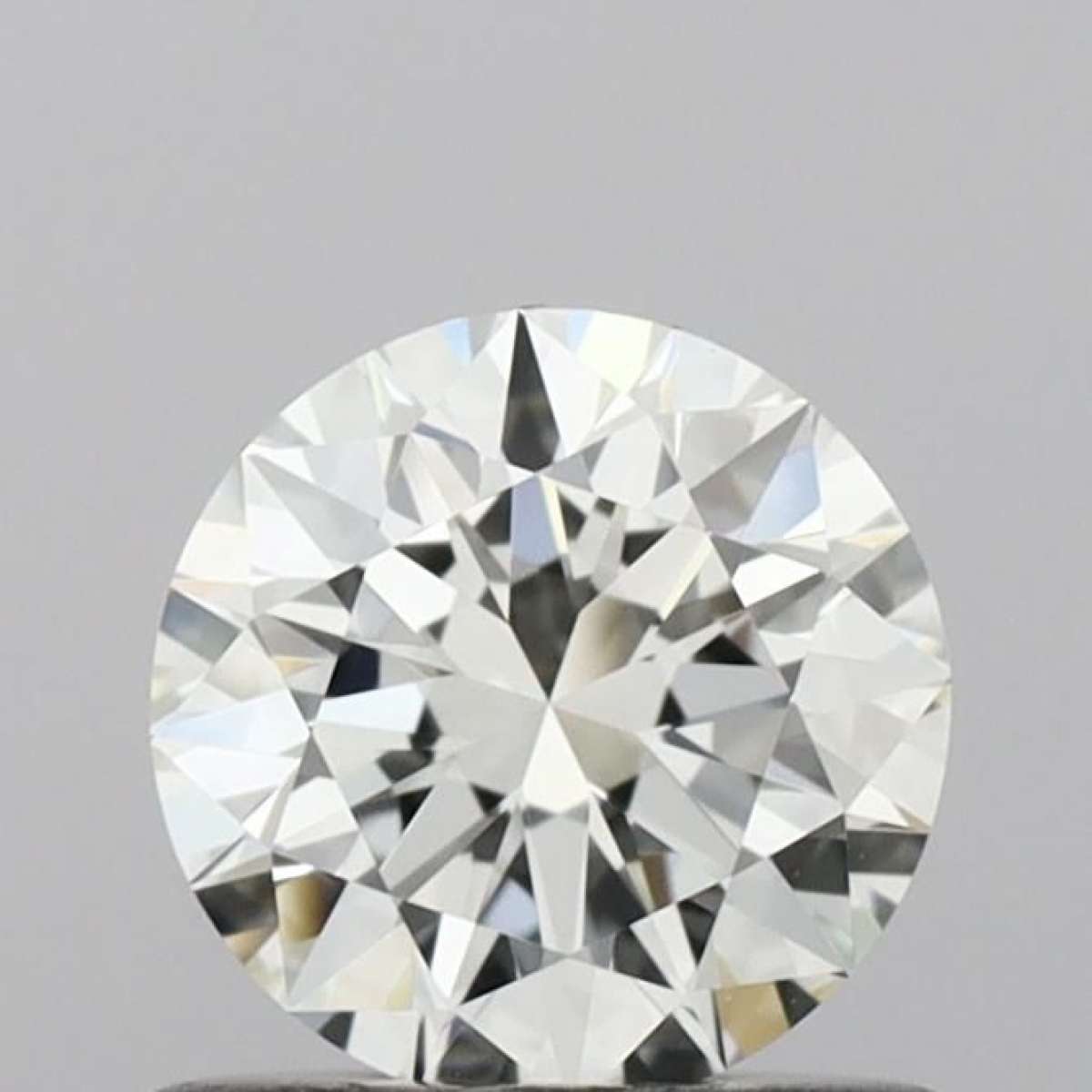 Certified Diamond IGI Carats 0.61 Color H Clarity IF  EX  EX  EX Fluorescence NON Brown No Green No Milky No EyeClean 100%