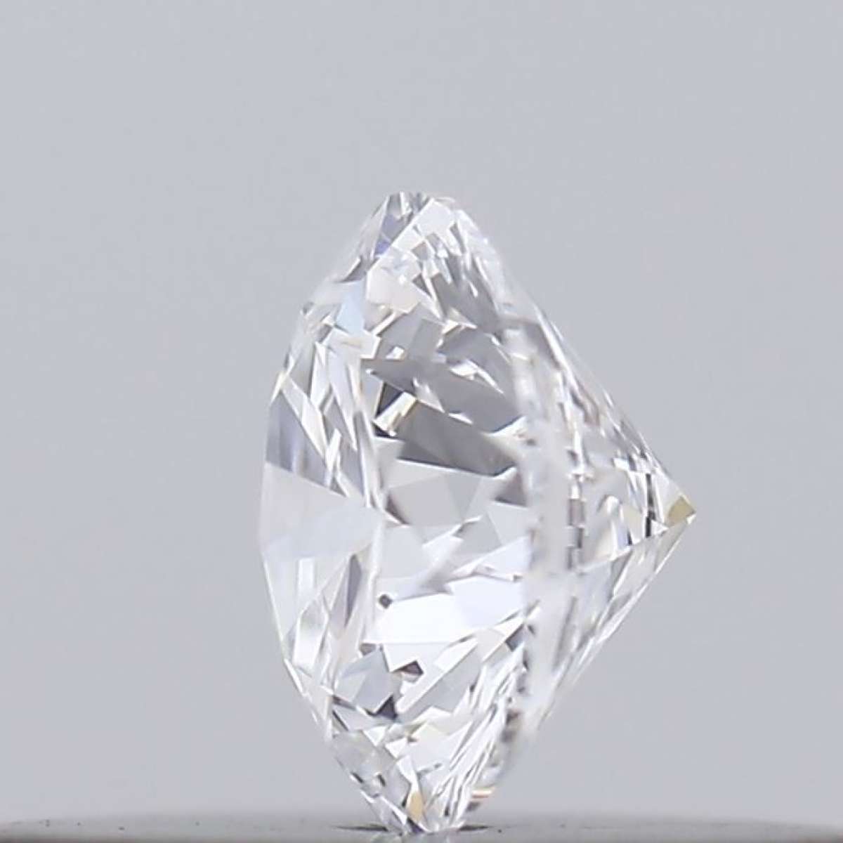 Certified Diamond GIA Carats 0.19 Color D Clarity VVS2  EX  EX  EX Fluorescence NON Brown No Green No Milky No EyeClean 100%