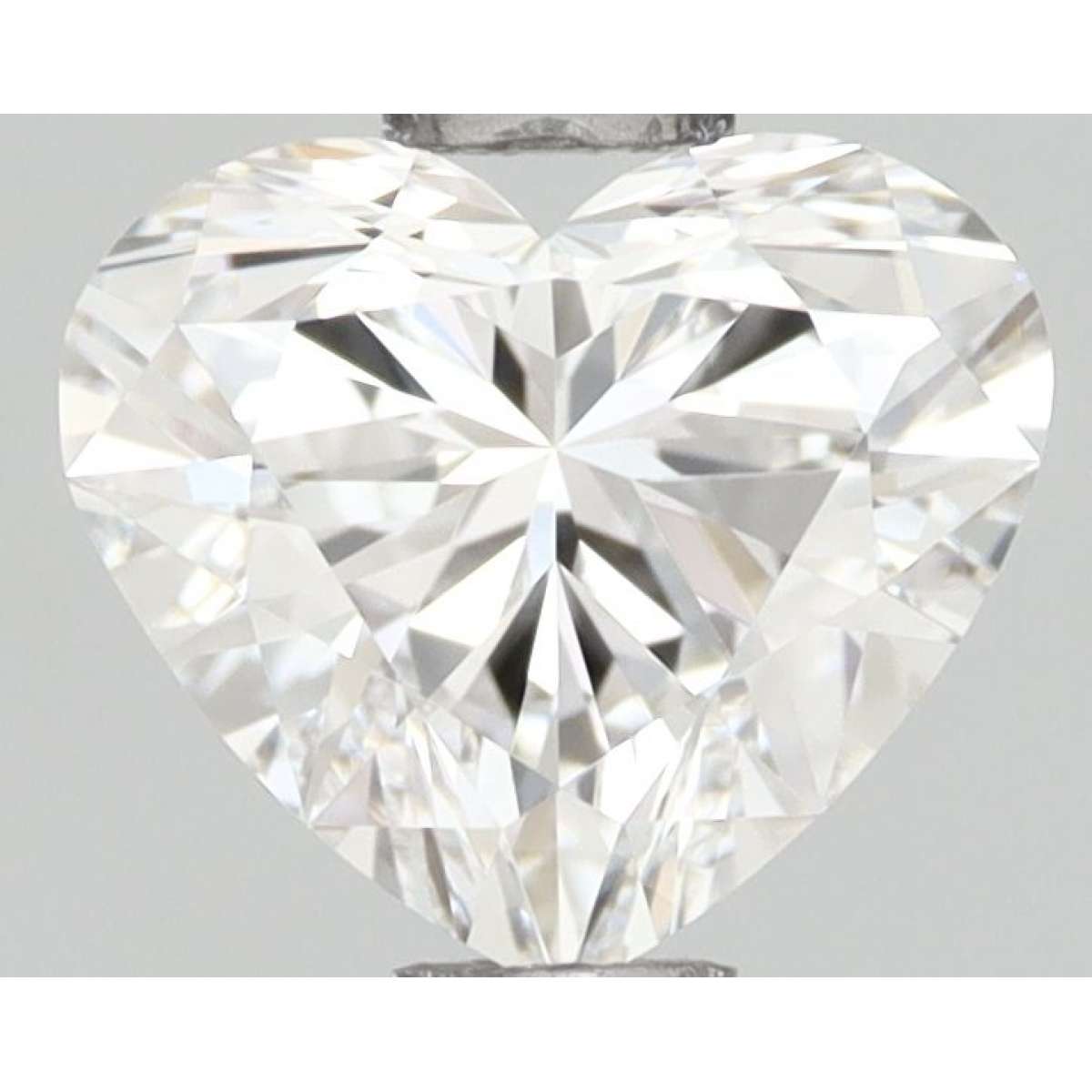 Certified Diamond GIA Carats 0.71 Color E Clarity VVS2  -  EX  EX Fluorescence NON Brown No Green No Milky No EyeClean 100%