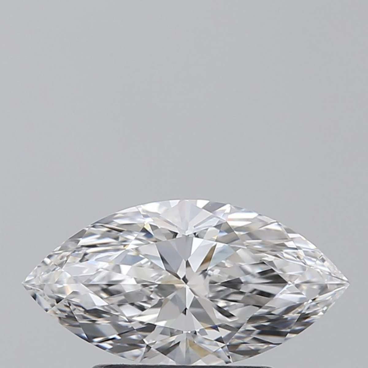 Certified Diamond GIA Carats 0.82 Color D Clarity VVS1  -  EX  EX Fluorescence NON Brown No Green No Milky No EyeClean 100%