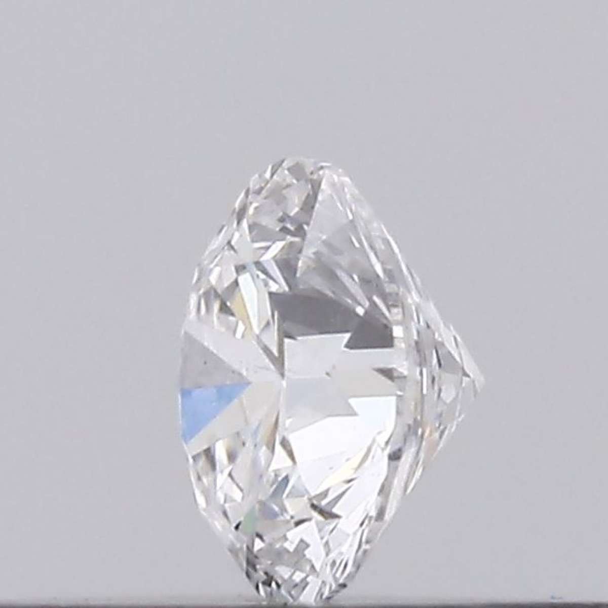 Certified Diamond GIA Carats 0.18 Color D Clarity SI2  EX  EX  EX Fluorescence NON Brown No Green No Milky No EyeClean 100%