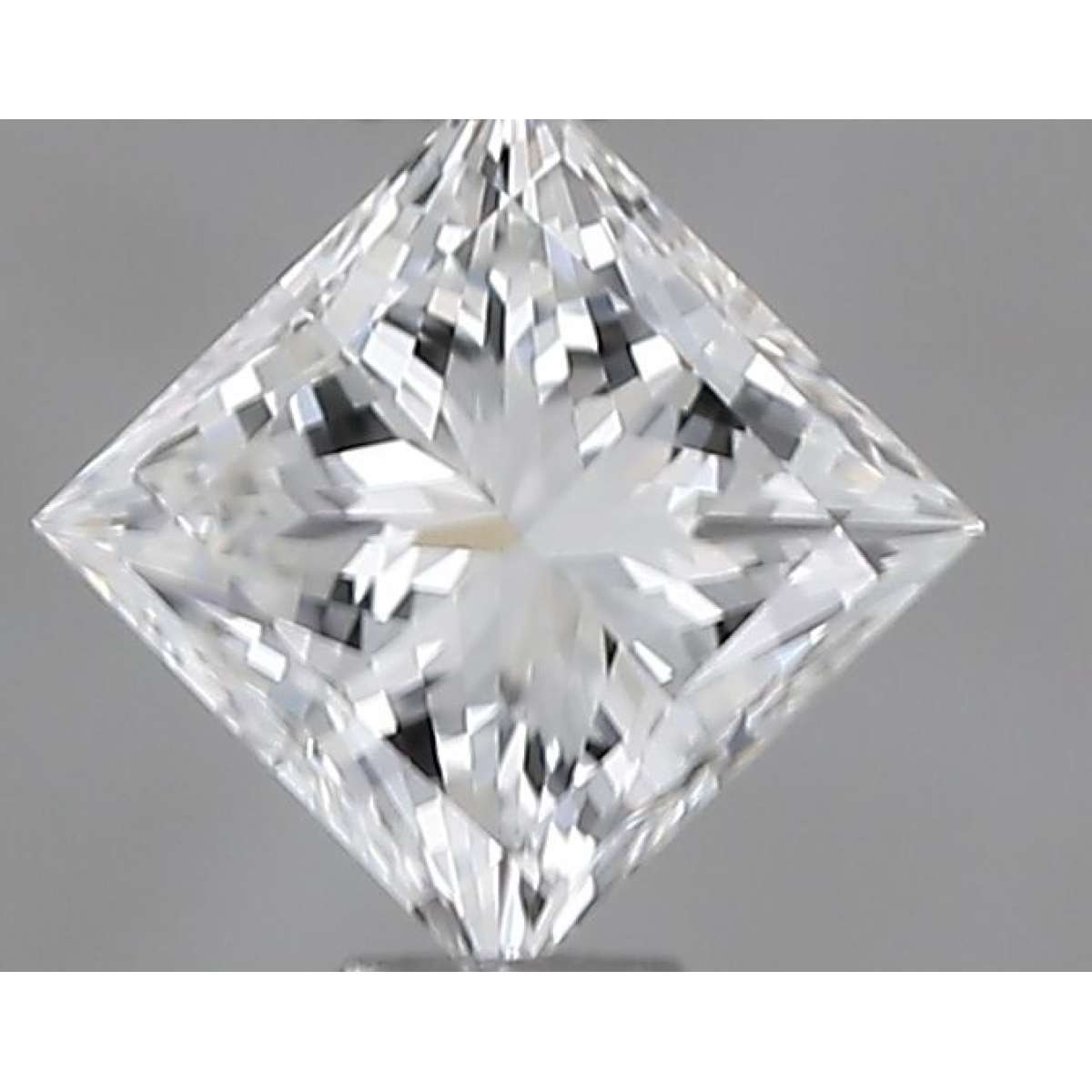 Certified Diamond GIA Carats 0.31 Color G Clarity VVS2  -  EX  VG Fluorescence FNT Brown No Green No Milky No EyeClean 100%