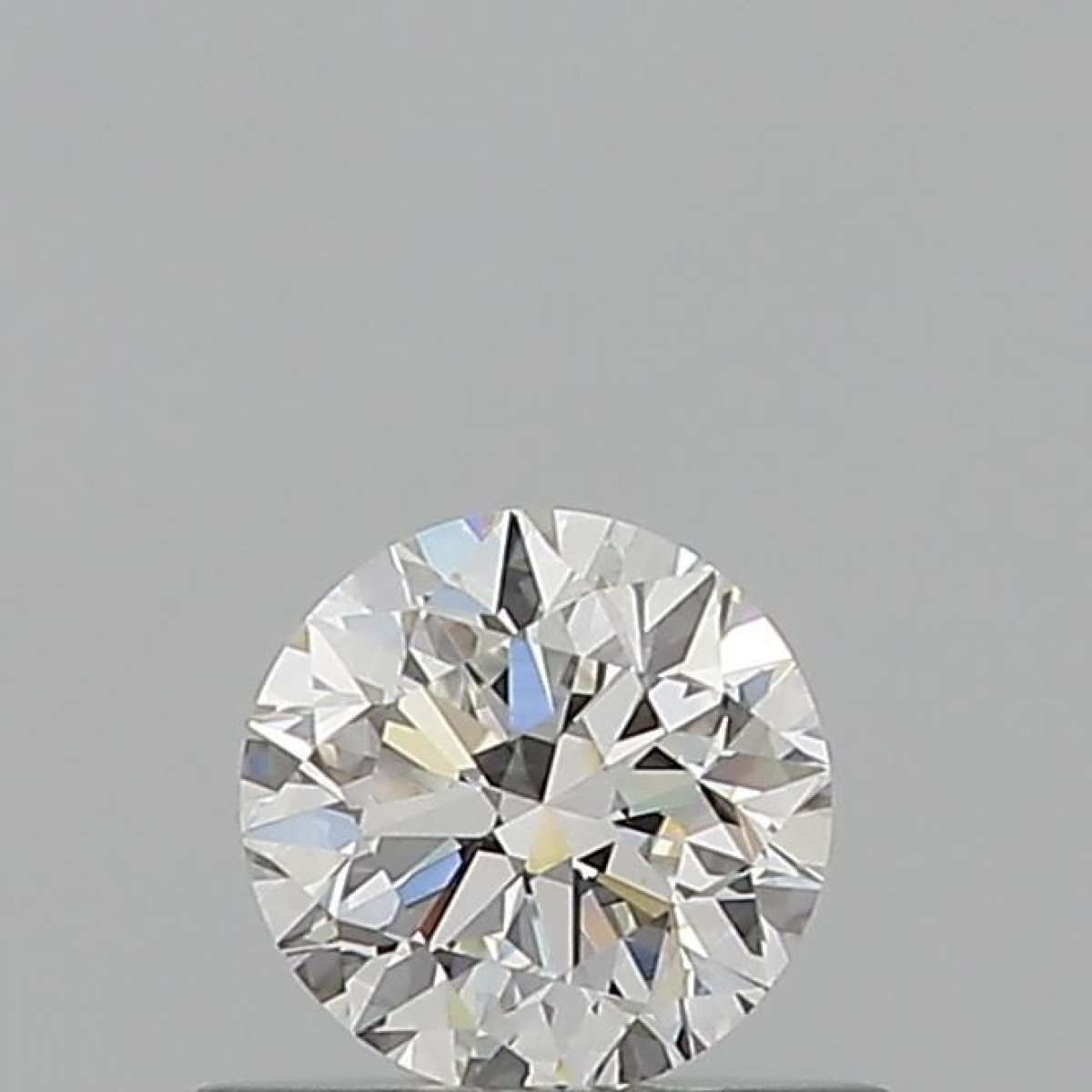 Certified Diamond GIA Carats 0.5 Color F Clarity VVS2  VG  VG  VG Fluorescence NON Brown No Milky No EyeClean 100%