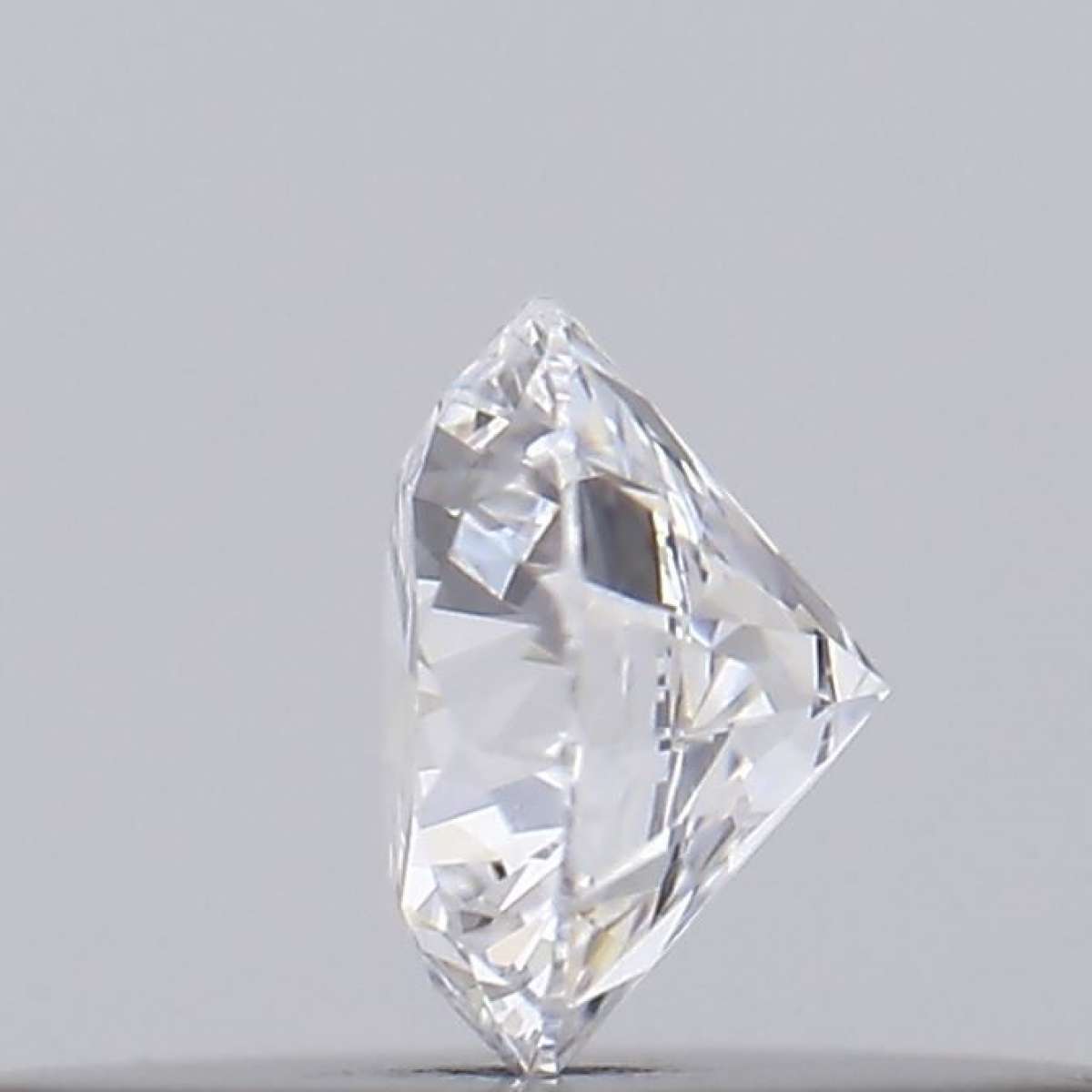 Certified Diamond GIA Carats 0.18 Color D Clarity VS2  EX  EX  EX Fluorescence NON Brown No Green No Milky No EyeClean 100%