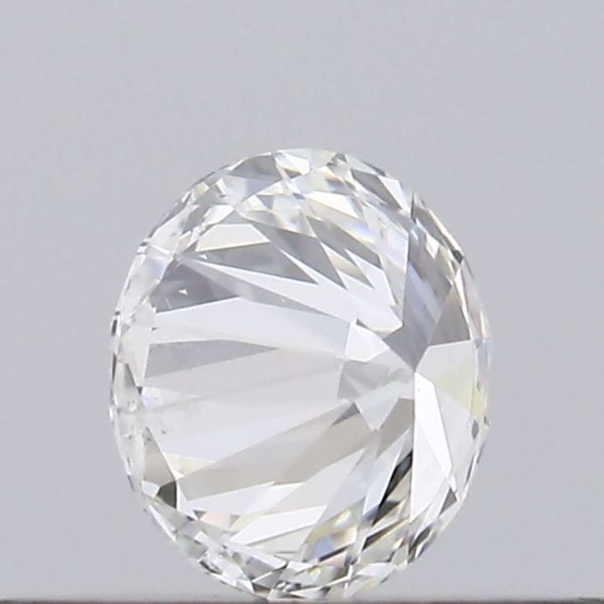 Certified Diamond GIA Carats 0.22 Color G Clarity SI1  EX  EX  VG Fluorescence NON Brown No Green No Milky No EyeClean 100%