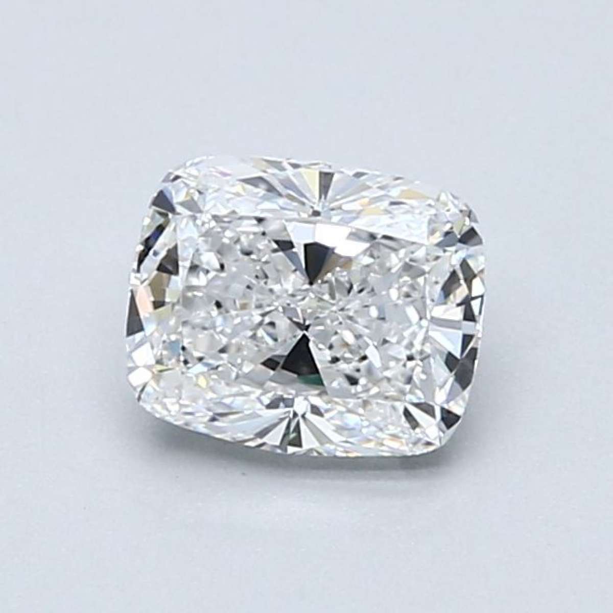 Certified Diamond GIA Carats 1.0 Color E Clarity VVS1  -  EX  EX Fluorescence NON Brown No Green No Milky No EyeClean 100%