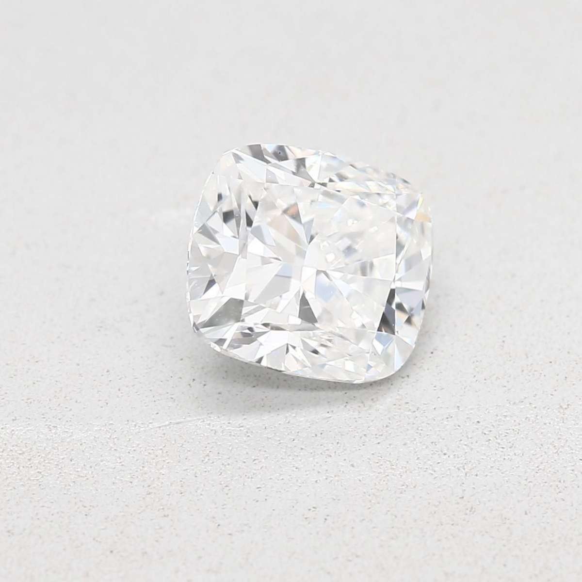 Certified Diamond GIA Carats 1.01 Color F Clarity SI1  -  EX  EX Fluorescence NON Brown No Green No Milky No EyeClean 100%