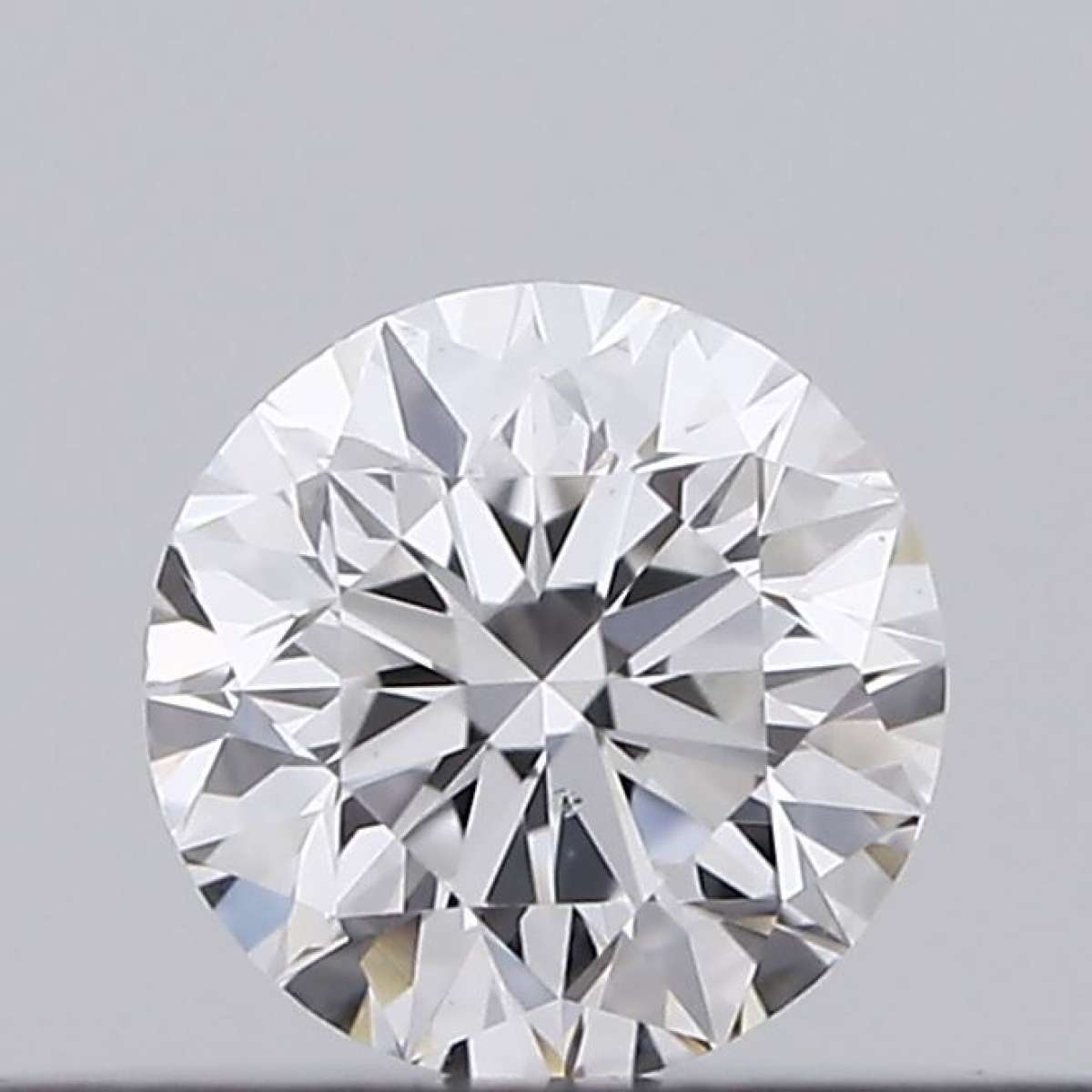 Certified Diamond GIA Carats 0.18 Color D Clarity VS2  VG  VG  EX Fluorescence NON Brown No Green No Milky No EyeClean 100%