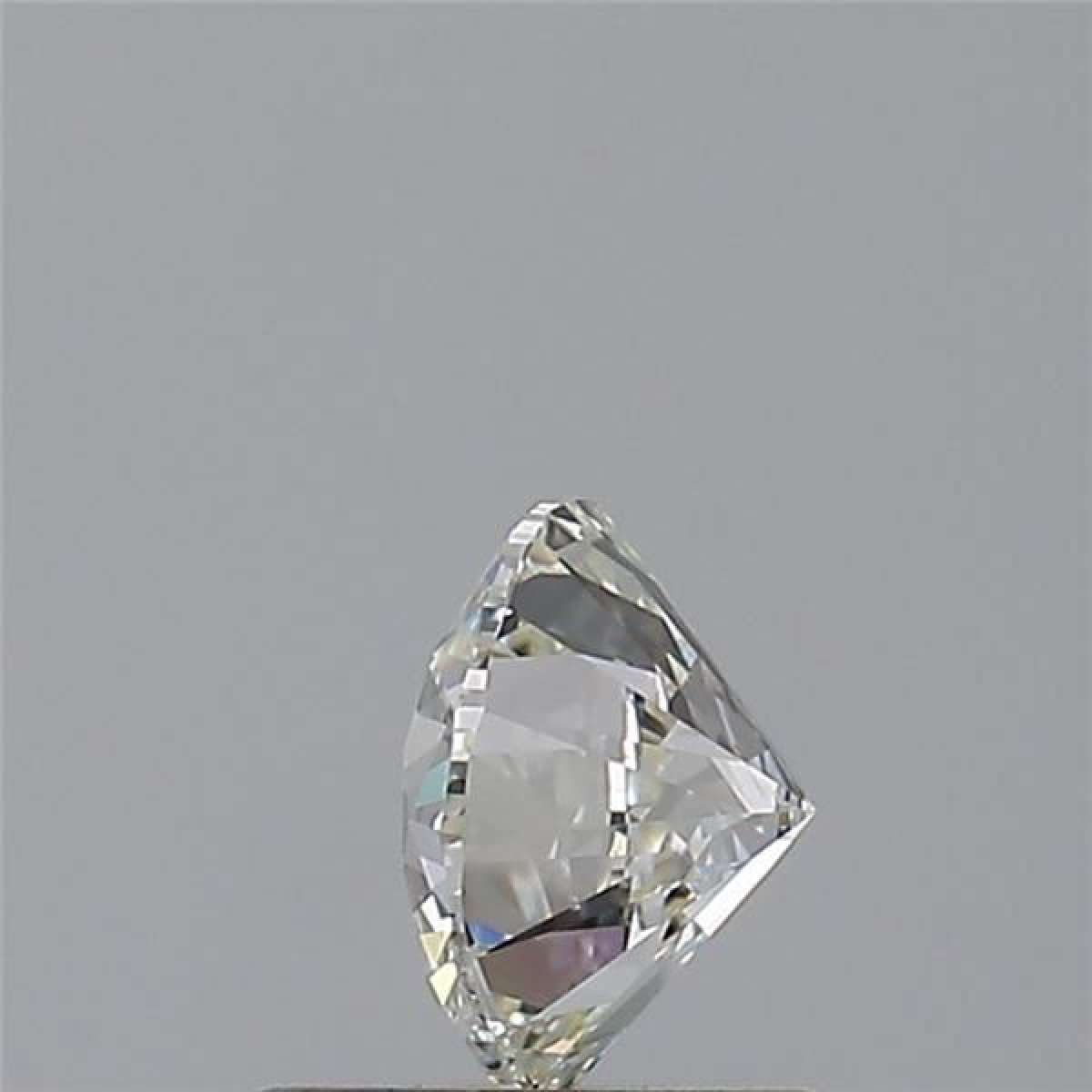 Certified Diamond GIA Carats 0.7 Color G Clarity VS2  VG  VG  VG Fluorescence NON Brown No Green No Milky No EyeClean 100%