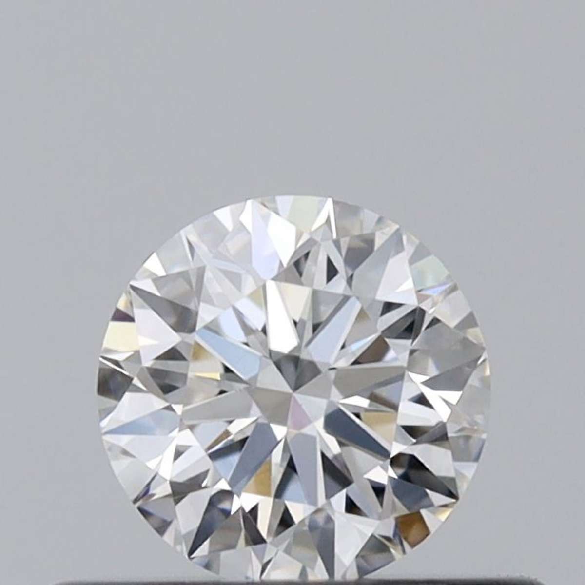 Certified Diamond GIA Carats 0.32 Color E Clarity VS1  EX  EX  EX Fluorescence NON Brown No Green No Milky No EyeClean 100%