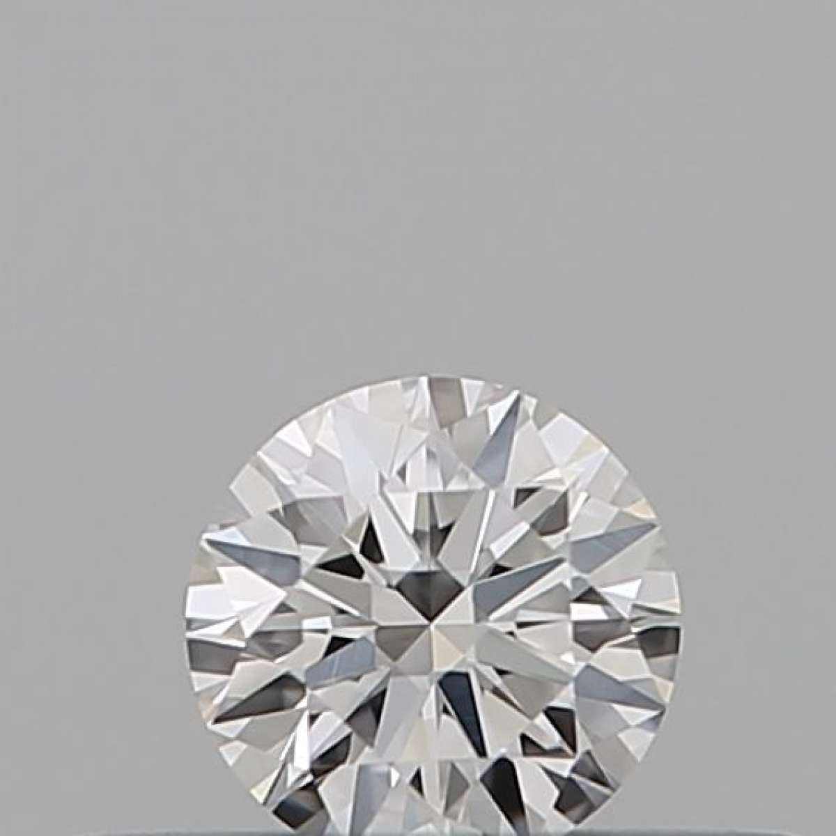 Certified Diamond IGI Carats 0.18 Color E Clarity VVS2  EX  EX  EX Fluorescence NON Brown No Green No Milky No EyeClean 100%