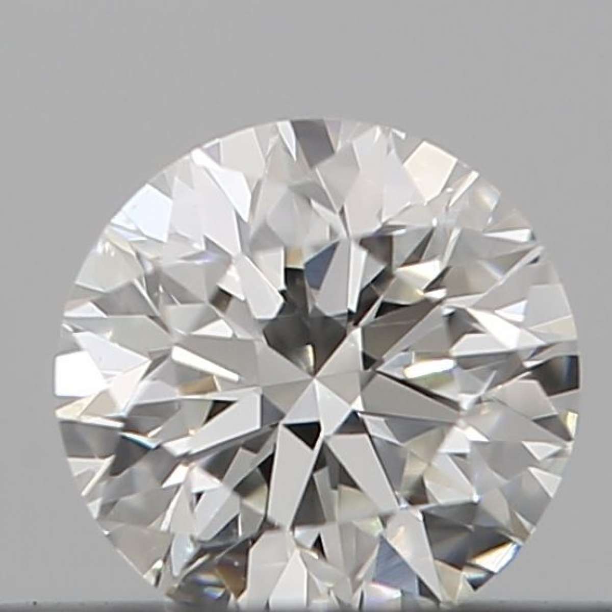 Certified Diamond IGI Carats 0.23 Color G Clarity VVS2  VG  VG  VG Fluorescence NON Brown No Green No Milky No EyeClean 100%