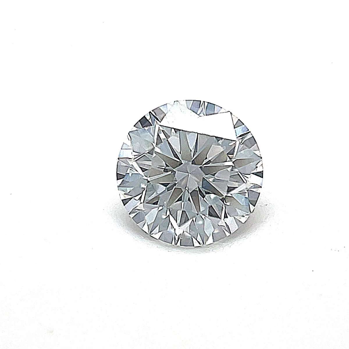 Certified Diamond GIA Carats 0.71 Color E Clarity VVS2  EX  EX  EX Fluorescence NON Brown No Green No Milky No EyeClean 100%