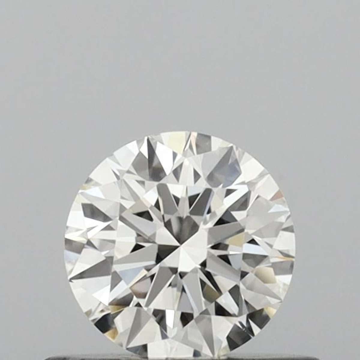 Certified Diamond IGI Carats 0.42 Color G Clarity VVS2  EX  EX  EX Fluorescence NON Brown No Green No Milky No EyeClean 100%