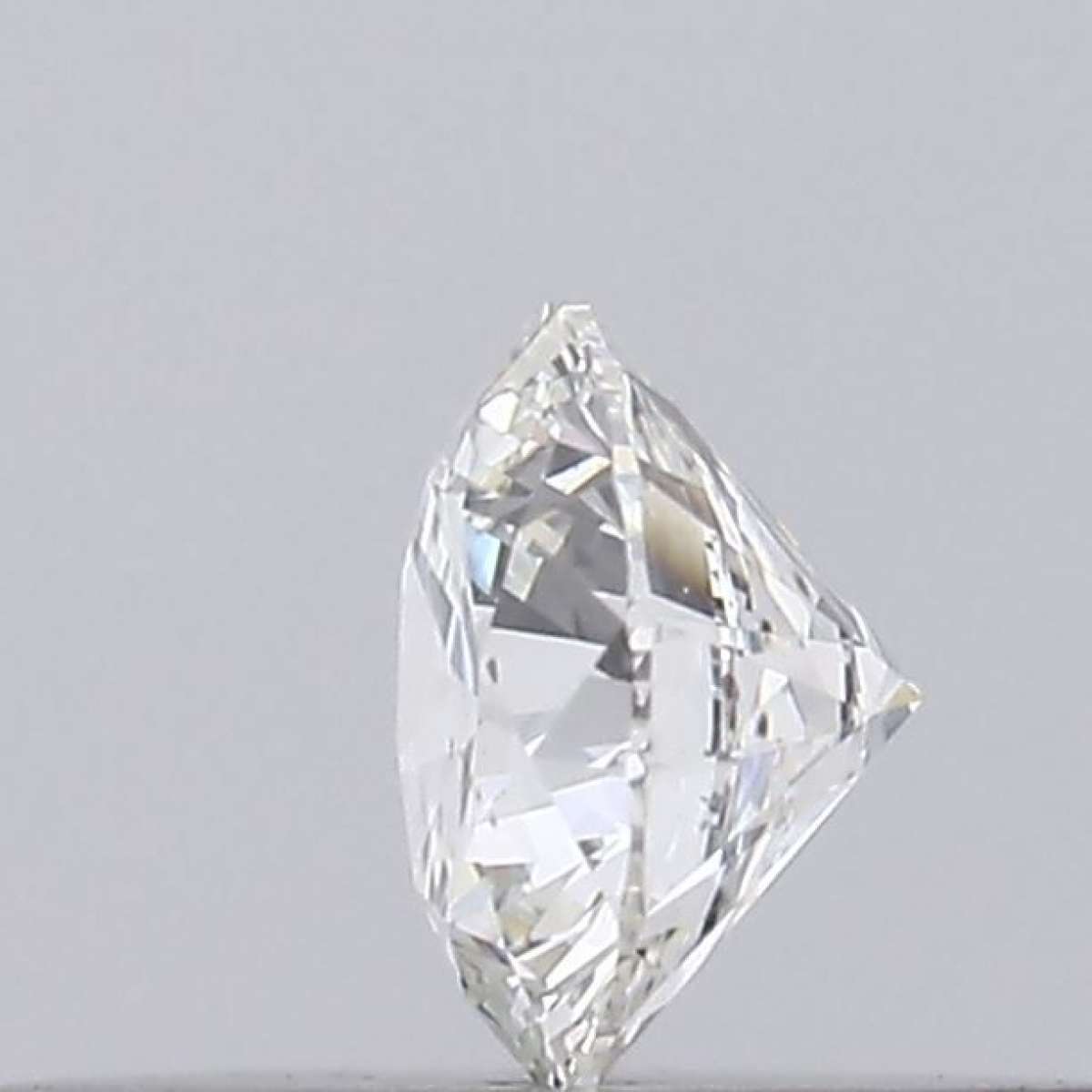 Certified Diamond GIA Carats 0.19 Color G Clarity SI1  EX  EX  EX Fluorescence FNT Brown No Green No Milky No EyeClean 100%