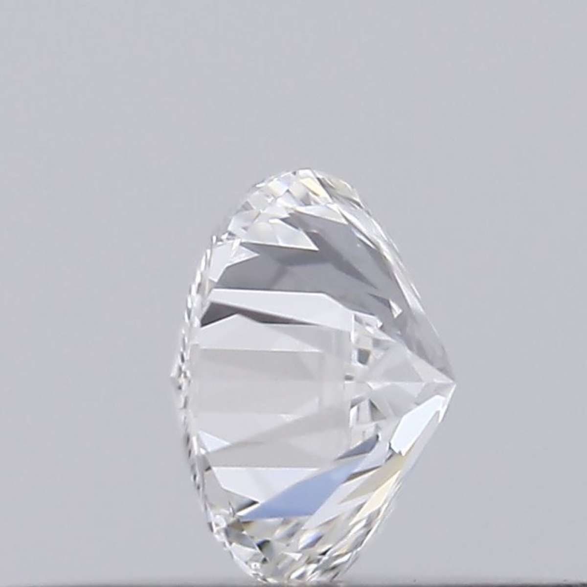 Certified Diamond GIA Carats 0.19 Color D Clarity VVS2  EX  EX  VG Fluorescence NON Brown No Green No Milky No EyeClean 100%